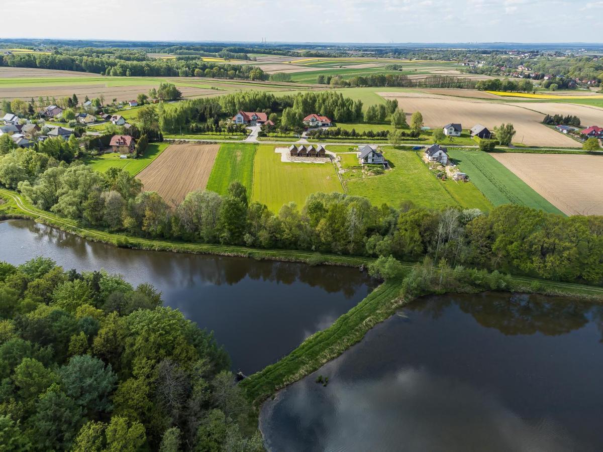 Wycisznia - Drewniane Domki Caloroczne Gieraltowiczki ภายนอก รูปภาพ